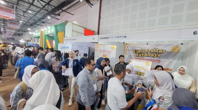 Hari ke-3 PPTJ ke-21 : Beasiswa KJMU, Beasiswa KIP, serta Beasiswa Prestasi Jayabaya