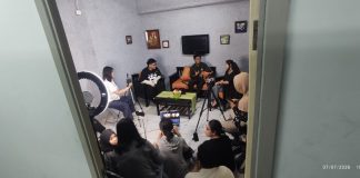 Belajar Broadcasting Berbasis OBS (Open Broadcaster Software) dengan Konsep Multi Kamera di FIKOM Jayabaya